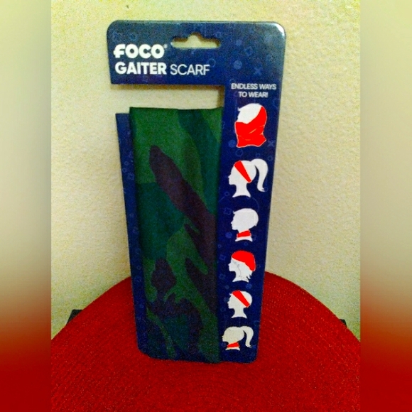 Camo Gator Scarf - Picture 1 of 3